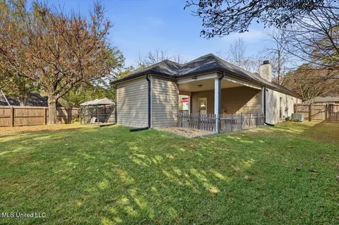 Exterior - 348 Mockingbird Ln, Madison, MS 39110 photo 4 of 6