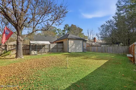 Exterior - 348 Mockingbird Ln, Madison, MS 39110 photo 5 of 6