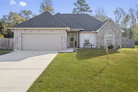 14130 Ursuline Rd, Gulfport, MS 39503