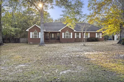 11709 Bluff Ridge Rd, Vancleave, MS 39565