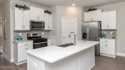 9508 Mossy Rd, Biloxi, MS 39532 photo 8