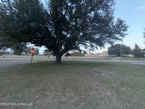 Other - 1004 Voorhees Ave, Jackson, MS 39209 photo 8 of 9