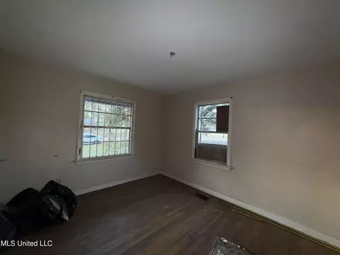 Bedroom - 1004 Voorhees Ave, Jackson, MS 39209 photo 3 of 6