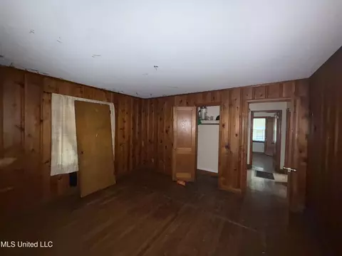 Bedroom - 1004 Voorhees Ave, Jackson, MS 39209 photo 1 of 6