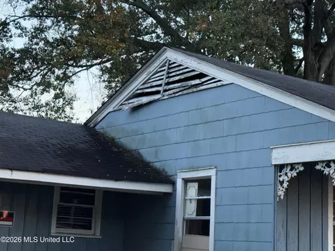 Exterior - 1004 Voorhees Ave, Jackson, MS 39209 photo 2 of 2