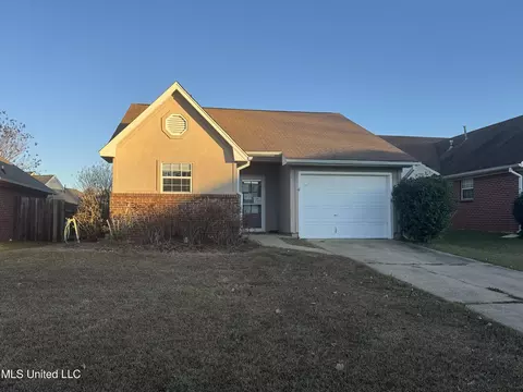 132 Meade Ln, Pearl, MS 39208