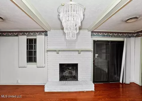 Living - 3223 Copperfield St, Jackson, MS 39209 photo 1 of 8