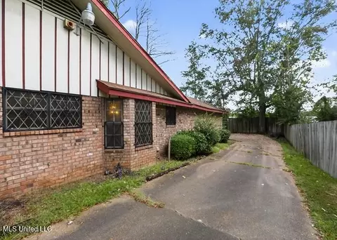 Exterior - 3223 Copperfield St, Jackson, MS 39209 photo 3 of 3
