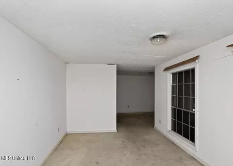 Living - 3223 Copperfield St, Jackson, MS 39209 photo 8 of 8