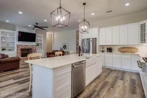 Kitchen - 19090 Mack Pete Rd, Saucier, MS 39574 photo 6 of 7