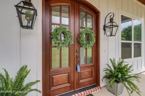 Entry Way - 19090 Mack Pete Rd, Saucier, MS 39574 photo 3 of 3