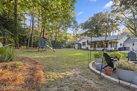 Exterior - 3726 Greenwich St, Jackson, MS 39216 photo 5 of 9