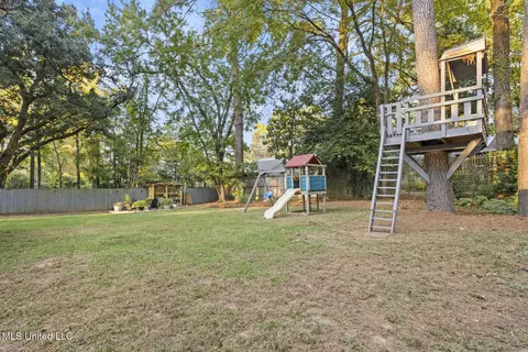 Exterior - 3726 Greenwich St, Jackson, MS 39216 photo 7 of 9