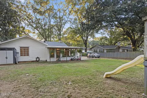 Exterior - 3726 Greenwich St, Jackson, MS 39216 photo 6 of 9