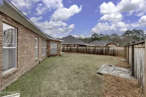Exterior - 133 Pavilion Dr, Brandon, MS 39042 photo 10 of 12