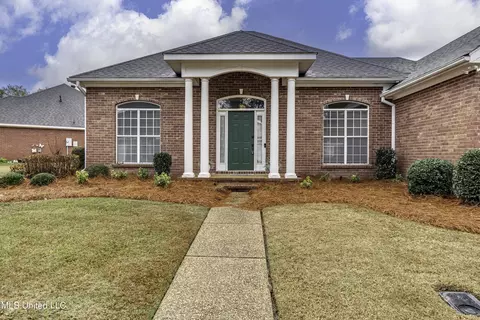 133 Pavilion Dr, Brandon, MS 39042