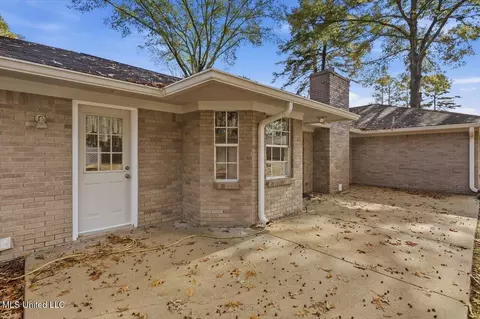 Exterior - 67 Summit Ridge Dr, Brandon, MS 39042 photo 1 of 5