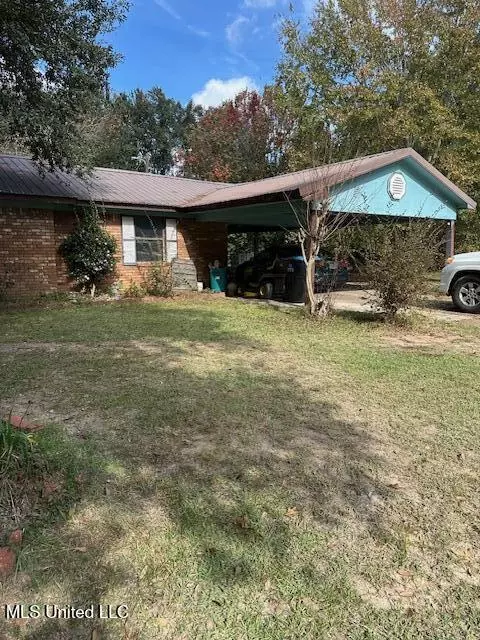532 W Mcpherson Dr, Monticello, MS 39654