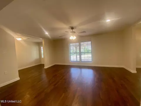 122 Hunter Ln, Lucedale, MS 39452 photo 9