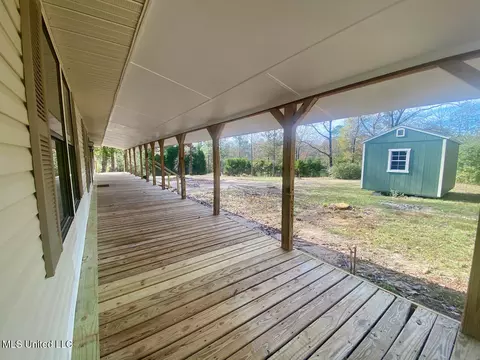 122 Hunter Ln, Lucedale, MS 39452 photo 2