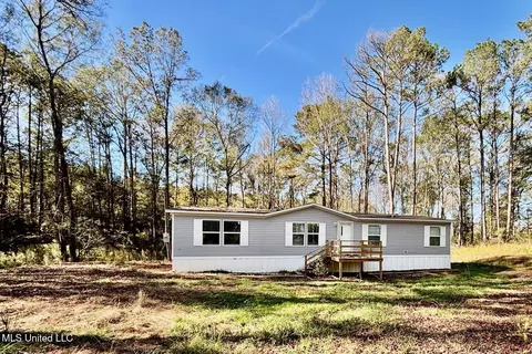 1033 Spike Ln, Summit, MS 39666
