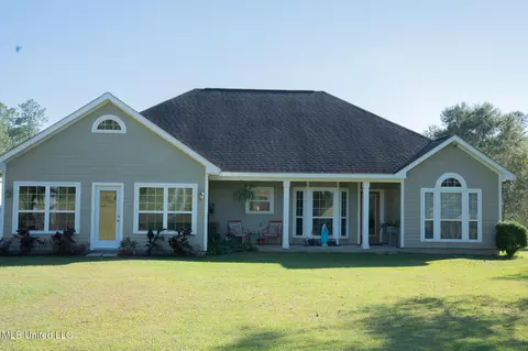 2855 Firetower Rd, Kiln, MS 39556