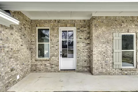 105 Jasmine Cove Dr, Brandon, MS 39042 photo 3