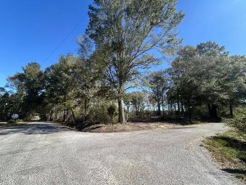 No Warren Cook Road, Mendenhall, MS 39114