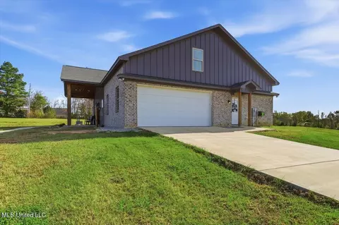 Exterior - 4315 Tank Rd, Terry, MS 39170 photo 4 of 11
