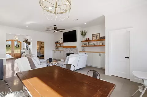 Dining - 4315 Tank Rd, Terry, MS 39170 photo 2 of 2