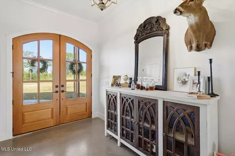 Entry Way - 4315 Tank Rd, Terry, MS 39170 photo 1 of 2