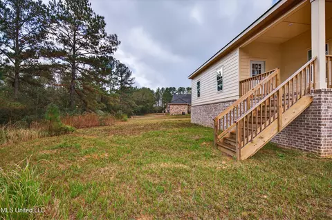 Exterior - 19452 Stewart St, Saucier, MS 39574 photo 4 of 6