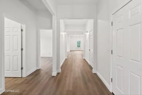 Entry Way - 19452 Stewart St, Saucier, MS 39574 photo 2 of 2