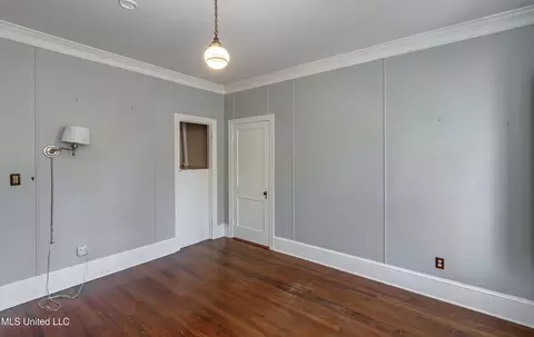 Bedroom - 1505 Myrtle St, Jackson, MS 39202 photo 7 of 8