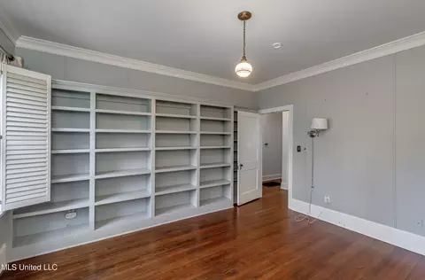 Bedroom - 1505 Myrtle St, Jackson, MS 39202 photo 1 of 8