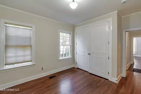 Bedroom - 1505 Myrtle St, Jackson, MS 39202 photo 3 of 8