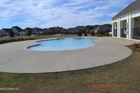 Exterior - 529 E Park St, Canton, MS 39046 photo 7 of 9