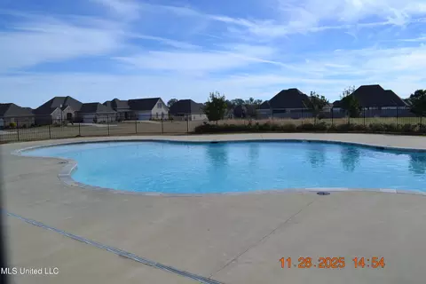 Exterior - 529 E Park St, Canton, MS 39046 photo 5 of 9