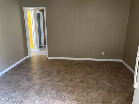 103 Fair Ct, Jackson, MS 39209 photo 3