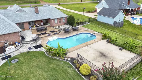 3315 E Plum Point Dr, Olive Branch, MS 38654 photo 33