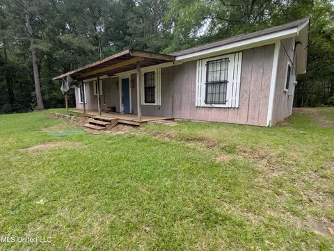 57 Griffith Rd, Prentiss, MS 39474