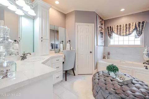 Bath - 103 Roberts Dr, Madison, MS 39110 photo 12 of 12