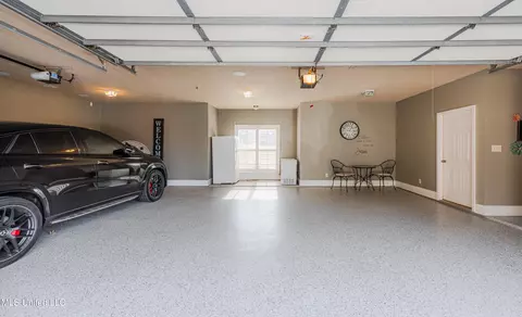 Exterior - 103 Roberts Dr, Madison, MS 39110 photo 4 of 14