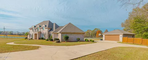 Other - 103 Roberts Dr, Madison, MS 39110 photo 2 of 23