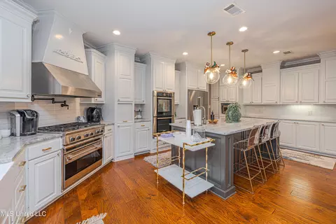 Kitchen - 103 Roberts Dr, Madison, MS 39110 photo 2 of 5
