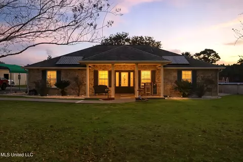 13206 Ridgeland Rd, Vancleave, MS 39565