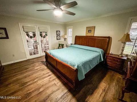 Bedroom - 252 Woodgate Ln, Brandon, MS 39042 photo 1 of 3