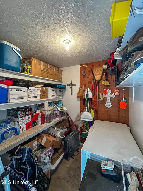 Other - 252 Woodgate Ln, Brandon, MS 39042 photo 7 of 12