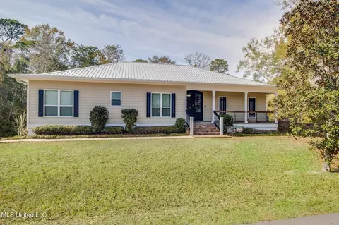 5015 Courthouse Rd, Gulfport, MS 39507