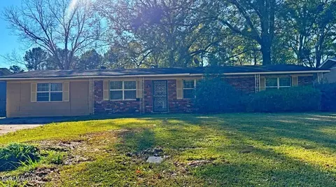 4867 Rosehaven Dr, Jackson, MS 39209